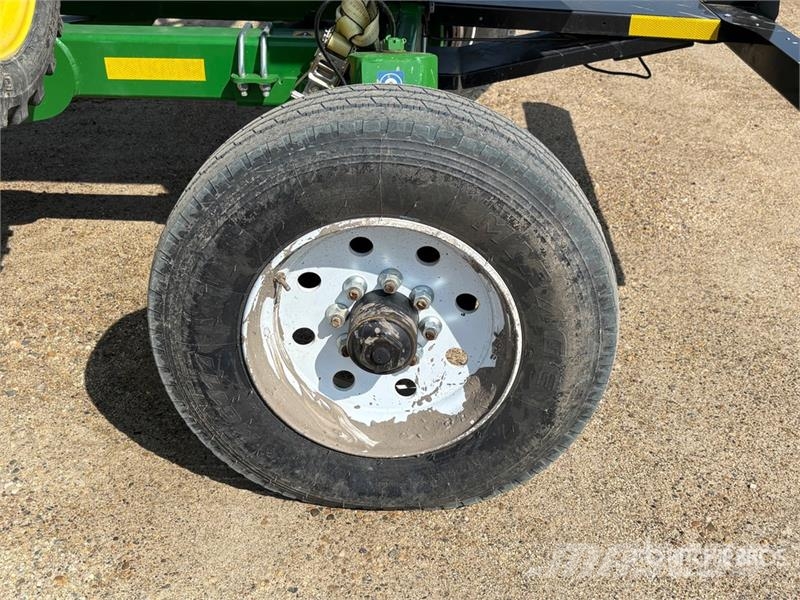 John Deere HD50R 50 ft Flex Draper Combine Header رؤوس الحصادات الدراسات