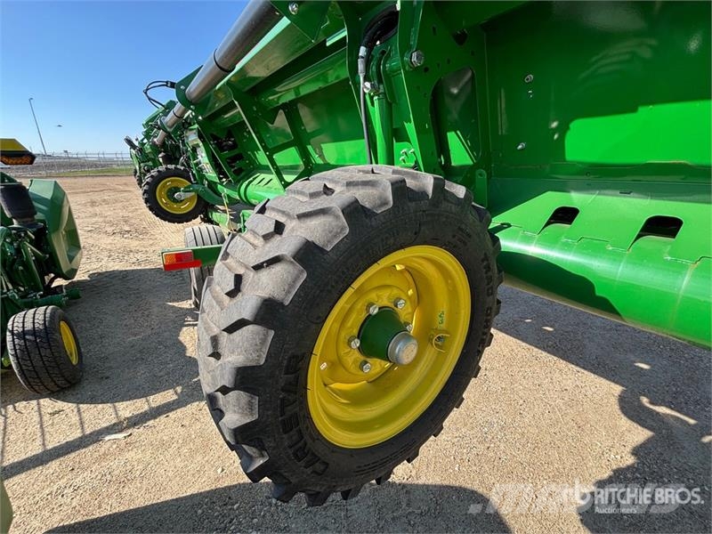 John Deere HD50R 50 ft Hinged Draper Combine Header رؤوس الحصادات الدراسات
