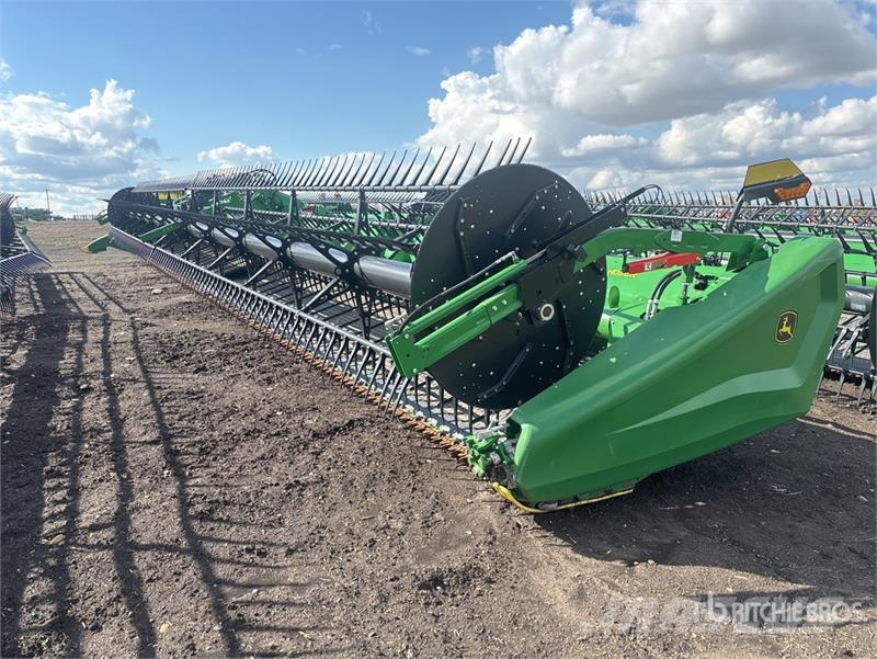 John Deere HD50R 50 ft Hinged Draper Combine Header 콤바인 헤드