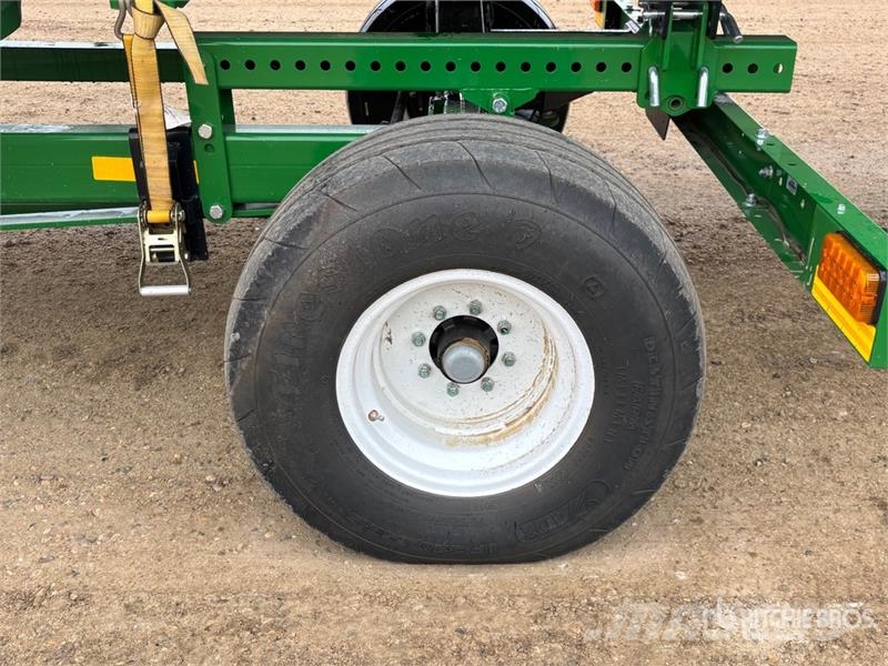 John Deere HD50R 50 ft Hinged Draper Combine Header Kombainide heedrid