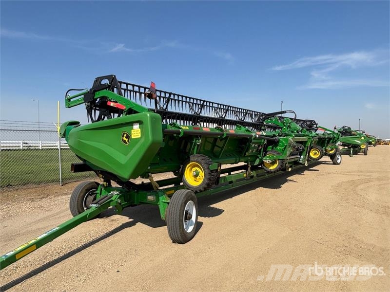 John Deere HD50R 50 ft Hinged Draper Combine Header Erntevorsätze