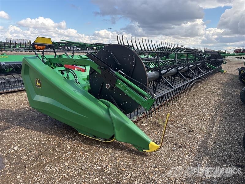 John Deere HD50R 50 ft Hinged Draper Combine Header 콤바인 헤드