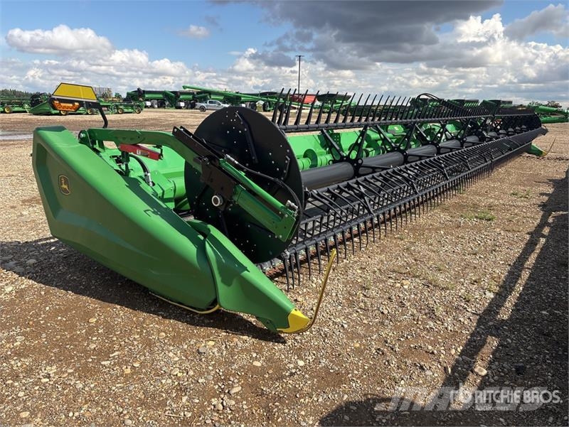 John Deere HD50R 50 ft Hinged Draper Combine Header 콤바인 헤드