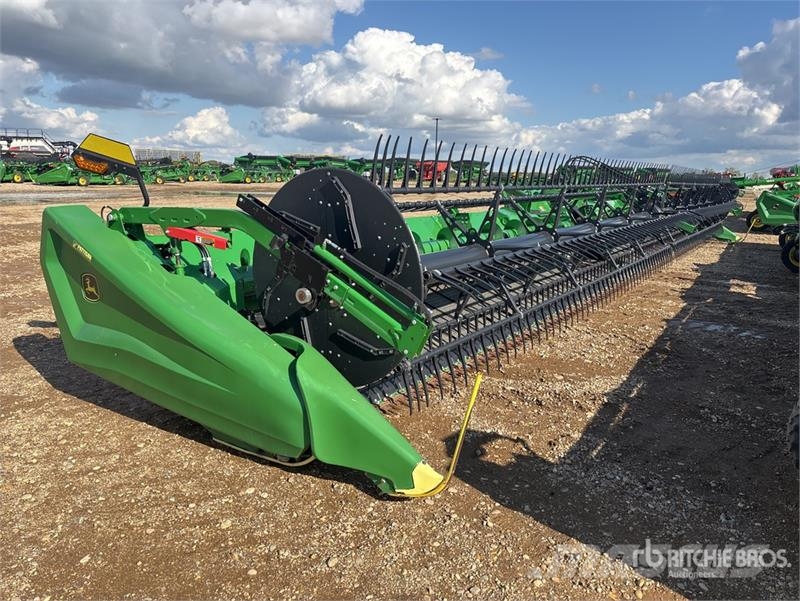 John Deere HD50R 50 ft Hinged Draper Combine Header 콤바인 헤드