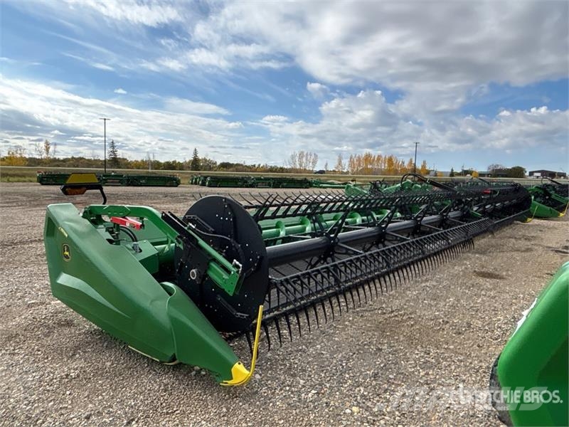 John Deere HD50R 50 ft Hinged Draper Combine Header 콤바인 헤드