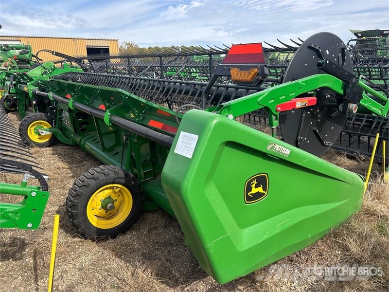John Deere HD50R 50 ft Hinged Draper Combine Header Cabeçotes de colheitadeira