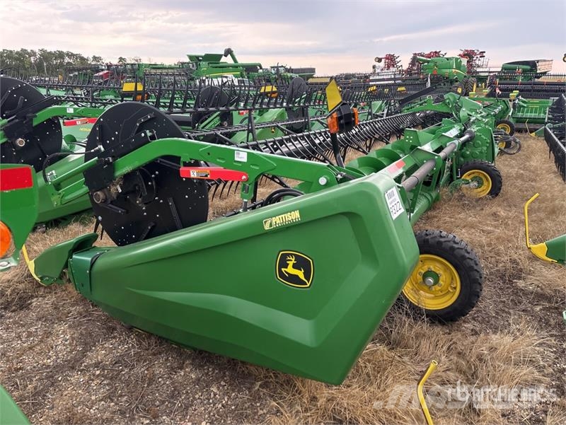 John Deere HD50R 50 ft Hinged Draper Combine Header Cabeçotes de colheitadeira