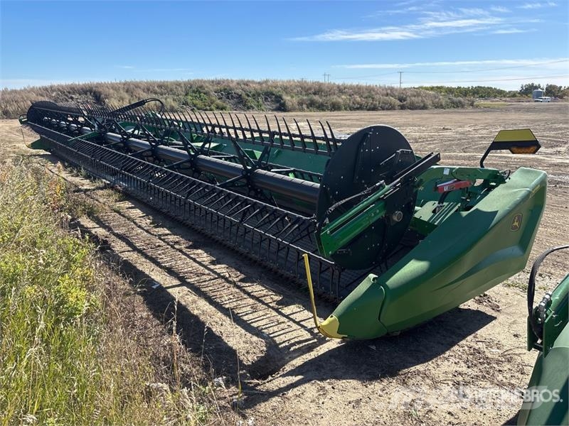 John Deere HD50R 50 ft Hinged Draper Combine Header 콤바인 헤드