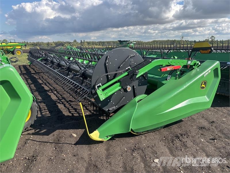 John Deere HD50R 50 ft Hinged Draper Combine Header Cabezales de cosechadoras combinadas
