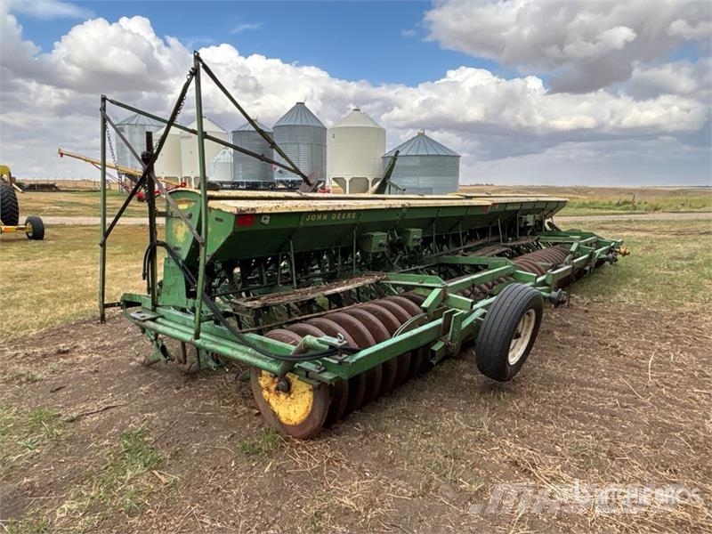 John Deere Hoe Drill Sejačice