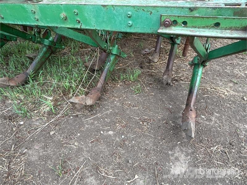 John Deere Hoe Drill Sejačice