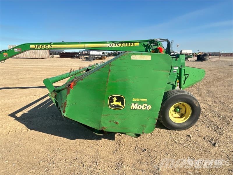 John Deere MoCo 1600A 16 ft Trailed Mower Conditioner Žací stroj-kondicionér
