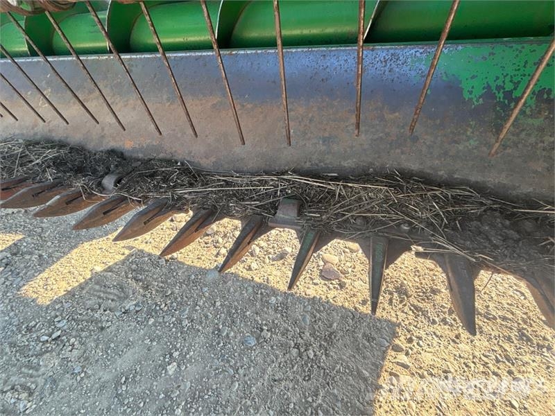 John Deere MoCo 1600A 16 ft Trailed Mower Conditioner Žací stroj-kondicionér