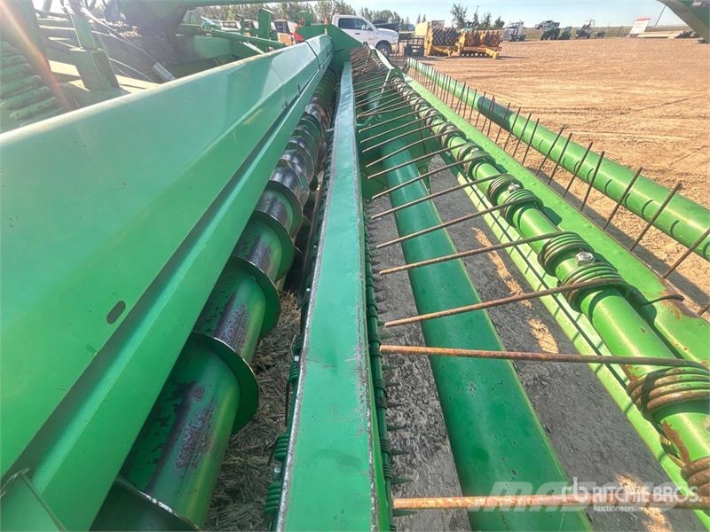 John Deere MoCo 1600A 16 ft Trailed Mower Conditioner Žací stroj-kondicionér