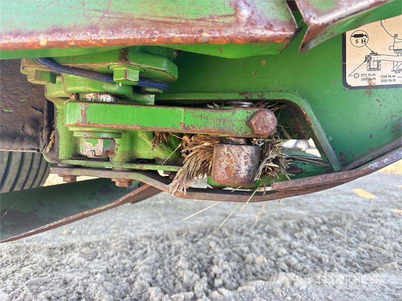John Deere MoCo 1600A 16 ft Trailed Mower Conditioner Žací stroj-kondicionér