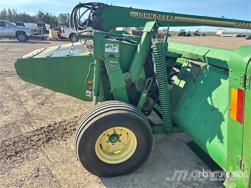John Deere MoCo 1600A 16 ft Trailed Mower Conditioner Žací stroj-kondicionér