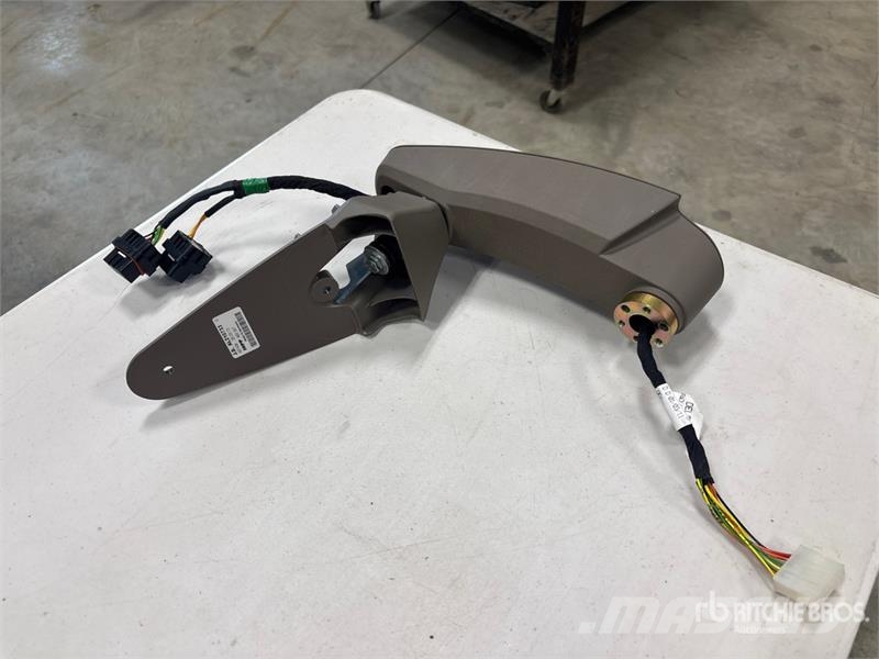 John Deere Monitor Bracket - Fits John Deere S Series Combine Andre komponenter