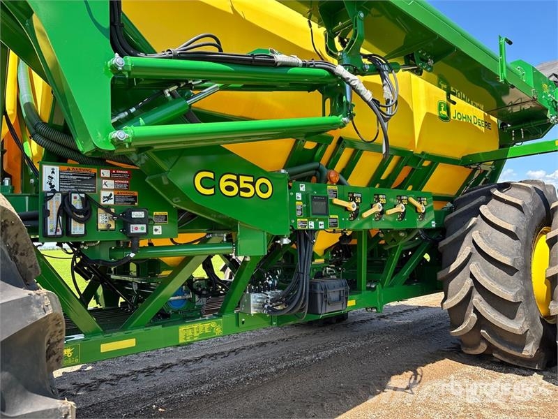 John Deere P556 Mechanické sejačky