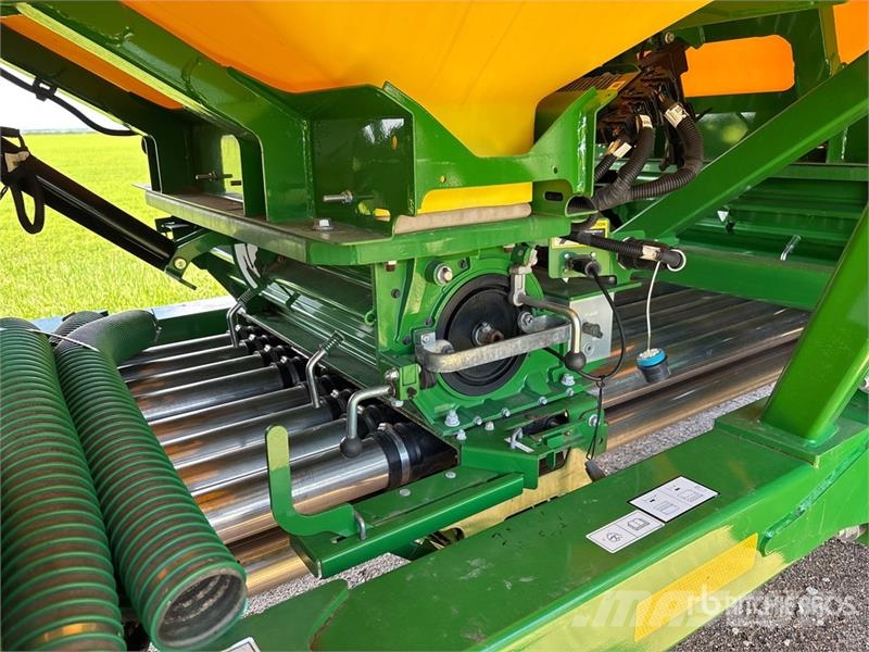 John Deere P556 Mechanické sejačky