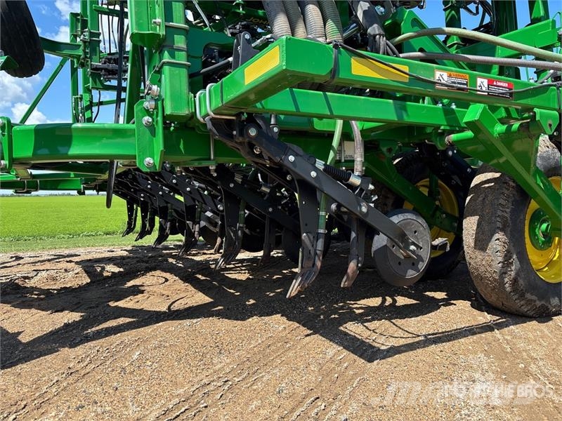 John Deere P556 Mechanické sejačky