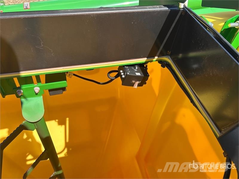 John Deere P556 Mechanické sejačky