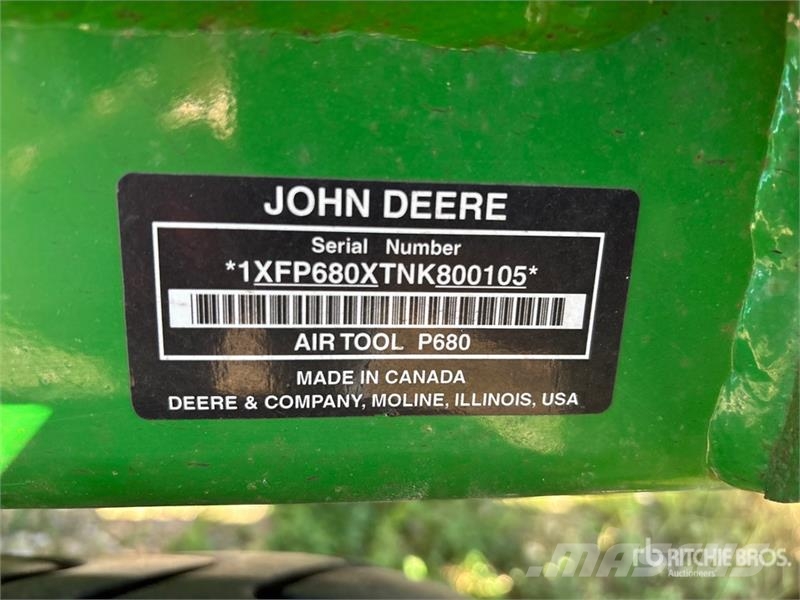 John Deere P680 80 in Air Drill Sejalnice
