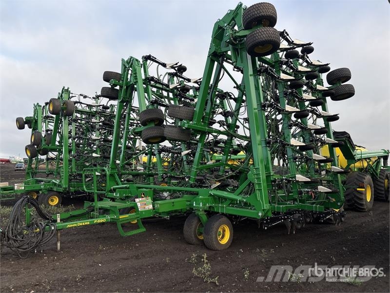 John Deere P690 90 ft Air Drill Sejačice