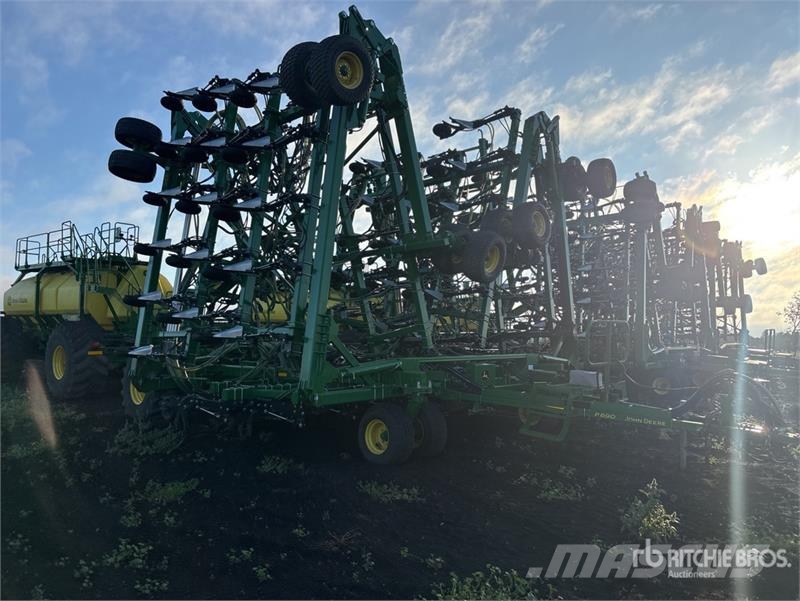 John Deere P690 90 ft Air Drill Sejačice