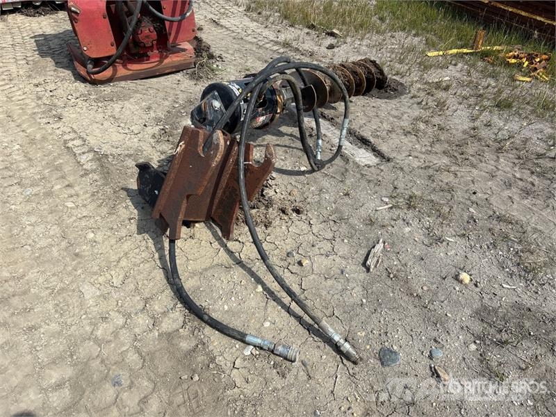 John Deere PA30 Hydraulic Excavator Auger Drills