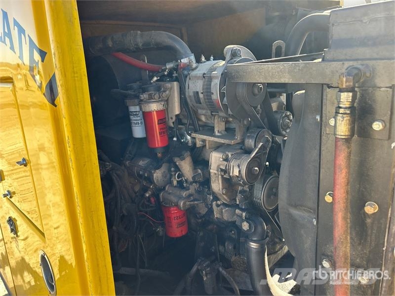 John Deere Power Tech 4045HF285 1000000 BTU Flameless Space H Обладнання для прогріву і розморожування