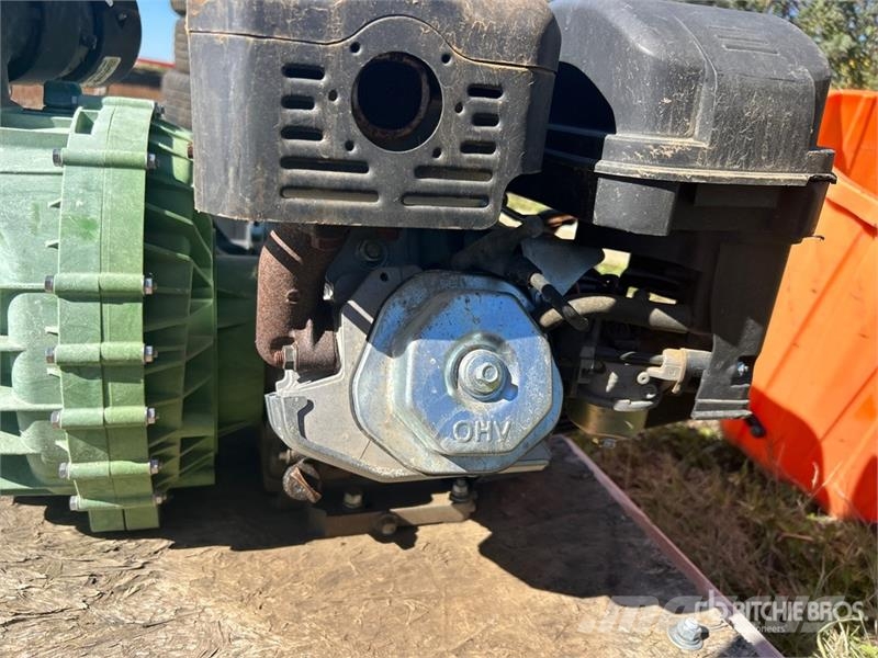 John Deere PR-FP3GM-E Chemical Pump 泵浦和拌合機