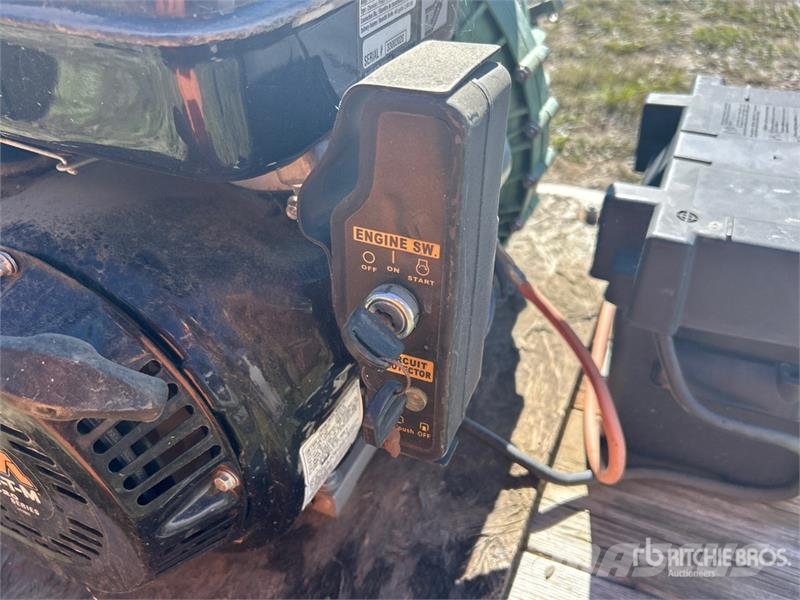 John Deere PR-FP3GM-E Chemical Pump 泵浦和拌合機