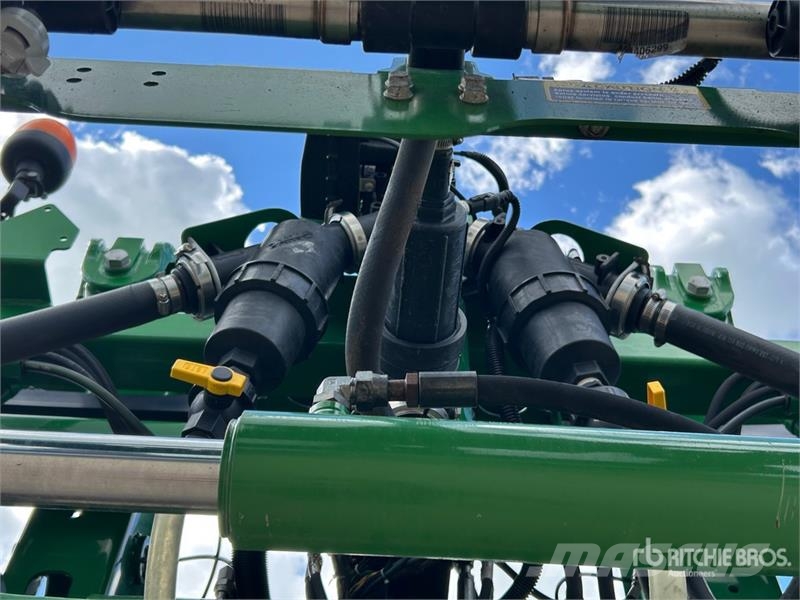 John Deere R4038 Selbstfahrende Sprühgeräte