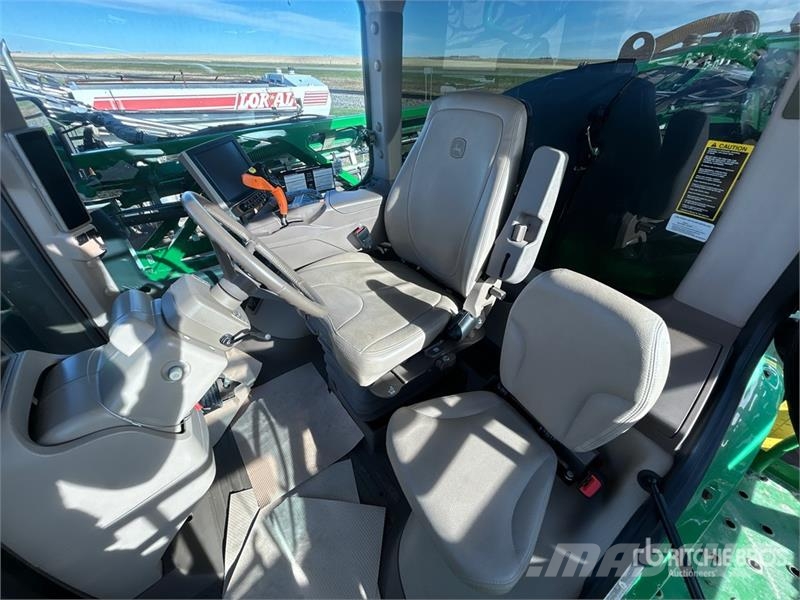John Deere R4038 رشاشات ذاتية الحركة
