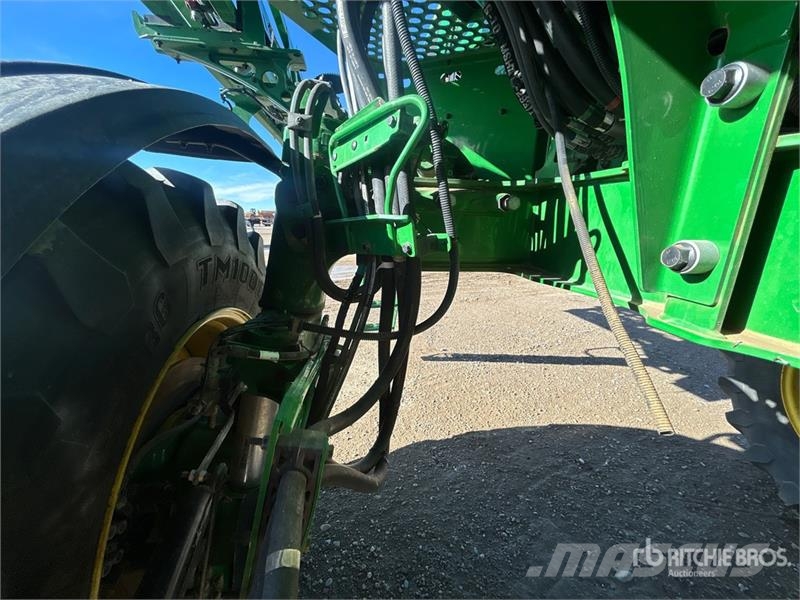 John Deere R4038 رشاشات ذاتية الحركة