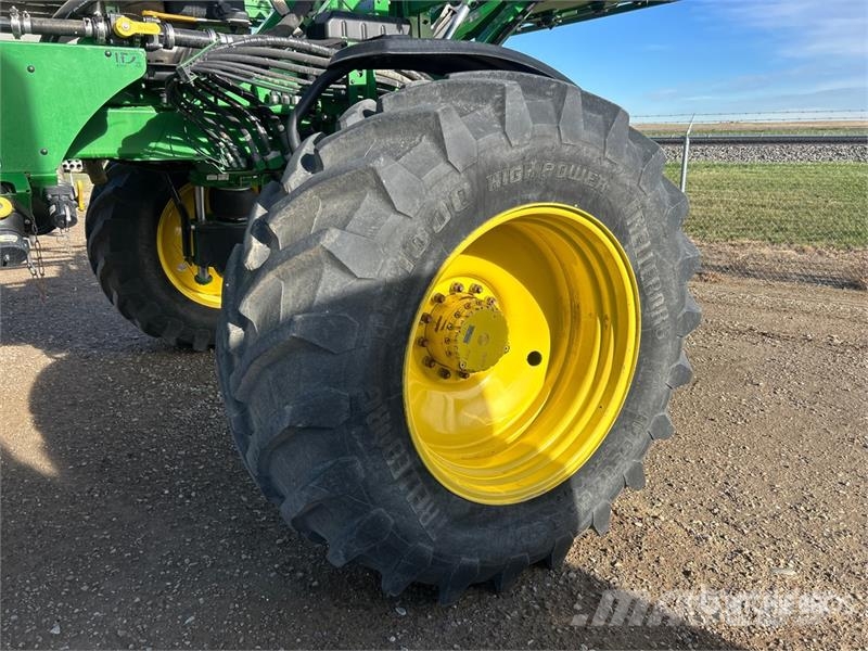 John Deere R4038 رشاشات ذاتية الحركة