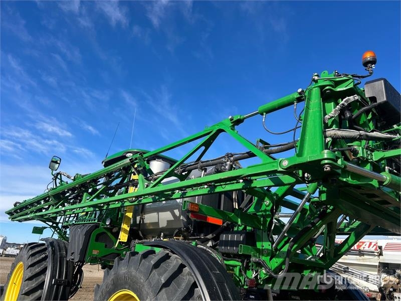 John Deere R4038 رشاشات ذاتية الحركة