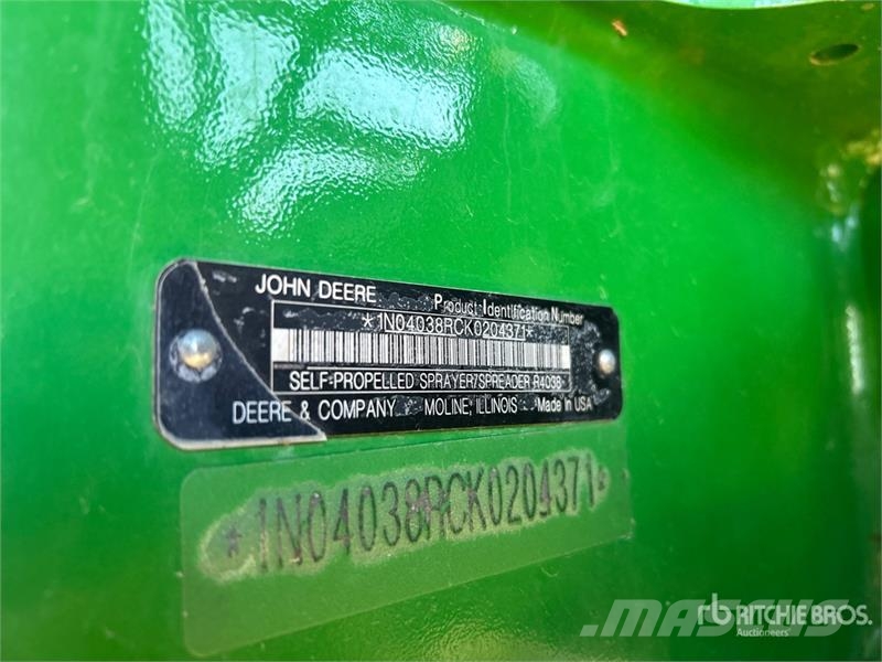 John Deere R4038 رشاشات ذاتية الحركة