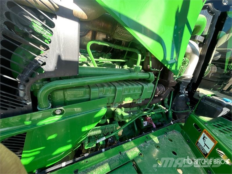 John Deere R4038 رشاشات ذاتية الحركة