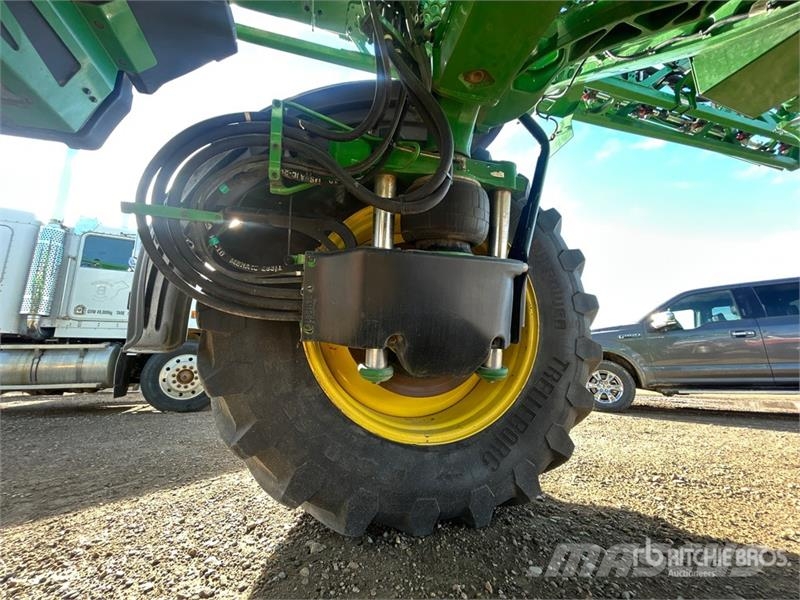 John Deere R4038 رشاشات ذاتية الحركة