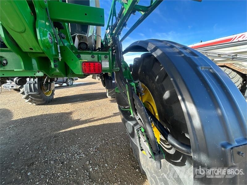 John Deere R4038 رشاشات ذاتية الحركة