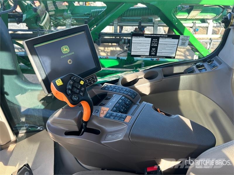 John Deere R4038 رشاشات ذاتية الحركة