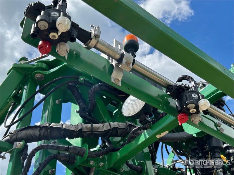 John Deere R4038 Selbstfahrende Sprühgeräte