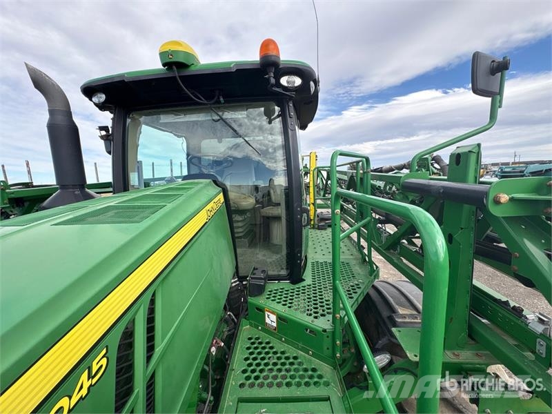 John Deere R4045 Samohodne škropilnice