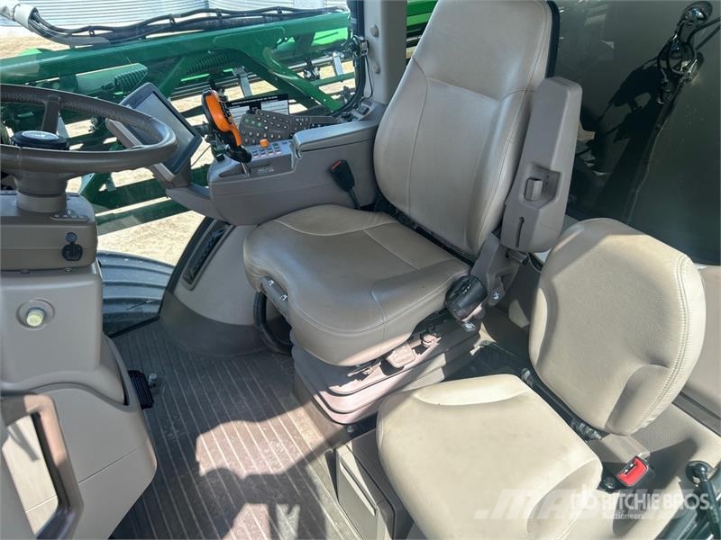 John Deere R4045 Önjáró trágyaszórók