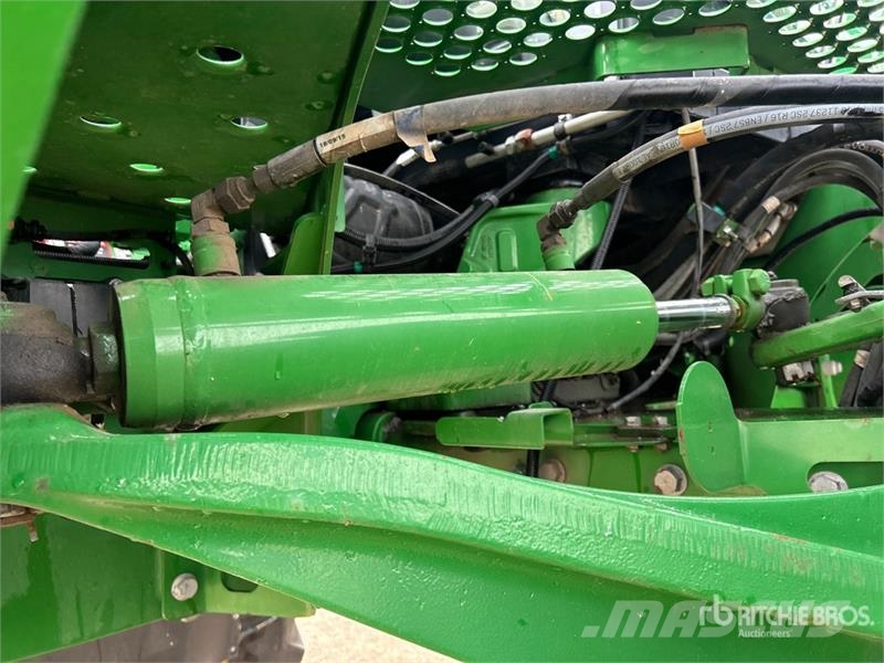 John Deere R4045 رشاشات ذاتية الحركة