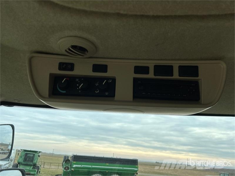 John Deere R4045 رشاشات ذاتية الحركة