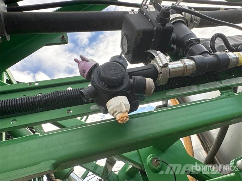 John Deere R4045 Samohodne škropilnice