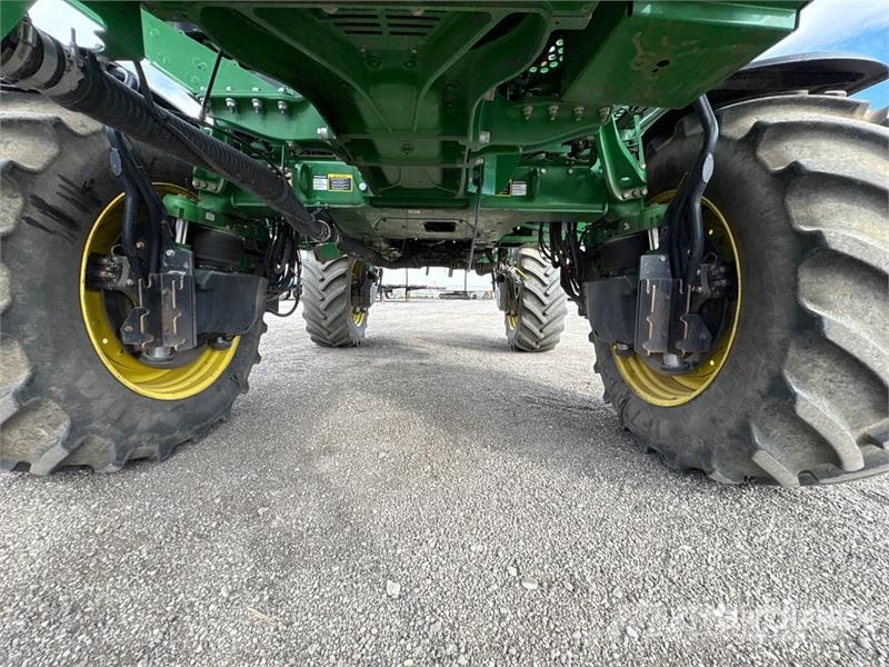 John Deere R4045 Samohodne škropilnice