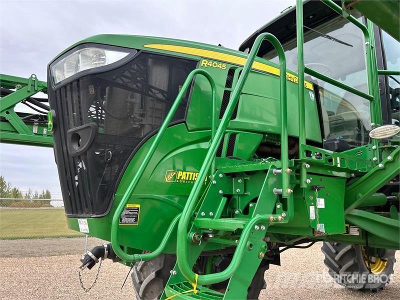 John Deere R4045 رشاشات ذاتية الحركة